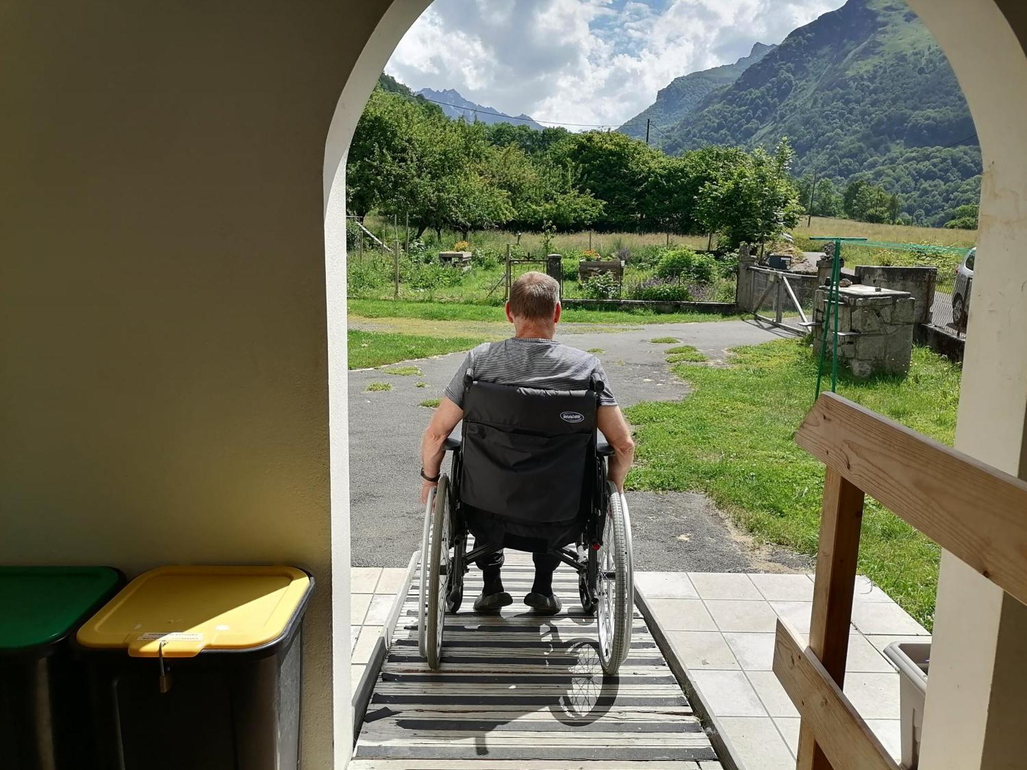Aux D'Estaing Croises, Gite De Montagne Accessible A Tous Экстерьер фото